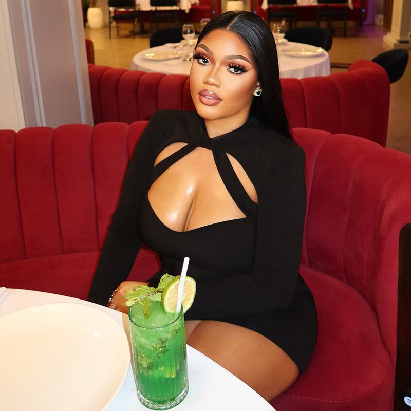 𝐃𝐞𝐥𝐥𝐚  𝐃𝐫𝐞𝐬𝐬𝐬