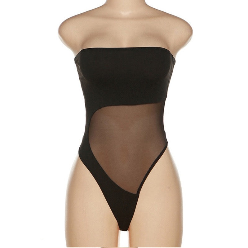 𝐒𝐞𝐱𝐲 𝐁𝐨𝐝𝐲𝐬𝐮𝐢𝐭 𝐓𝐨𝐩