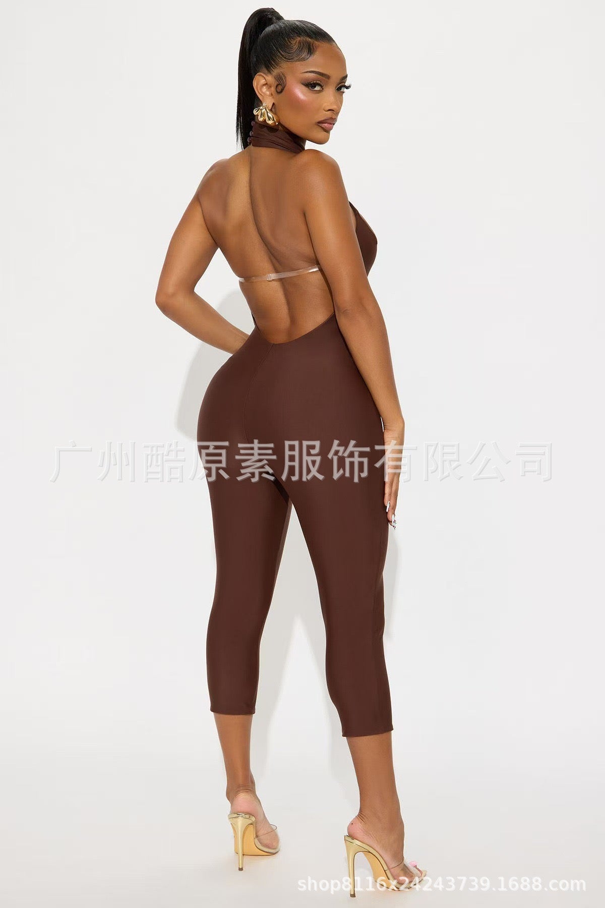 𝐘𝐚𝐫𝐚 𝐁𝐚𝐜𝐤𝐥𝐞𝐬𝐳 𝐉𝐮𝐦𝐩𝐬𝐮𝐢𝐭