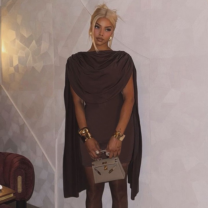 𝐇𝐢𝐠𝐡 𝐂𝐥𝐚𝐬𝐬 𝐃𝐫𝐞𝐬𝐬