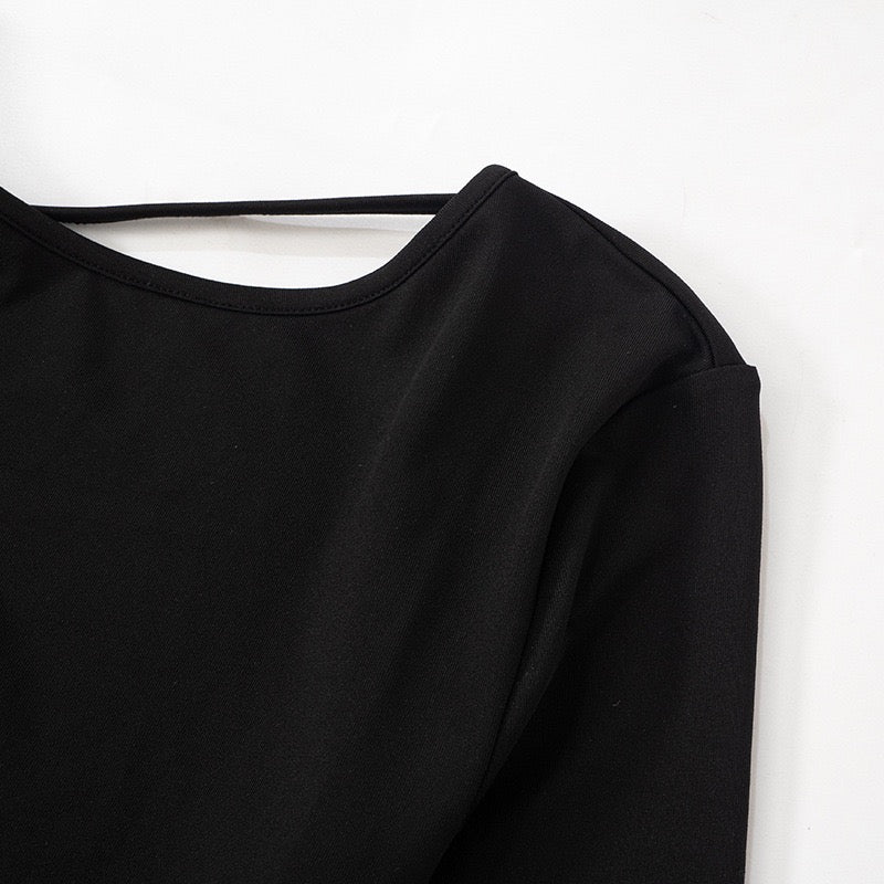 𝐓𝐚𝐲𝐥𝐨𝐫 𝐁𝐚𝐜𝐤𝐥𝐞𝐬𝐬 𝐃𝐫𝐞𝐬𝐬