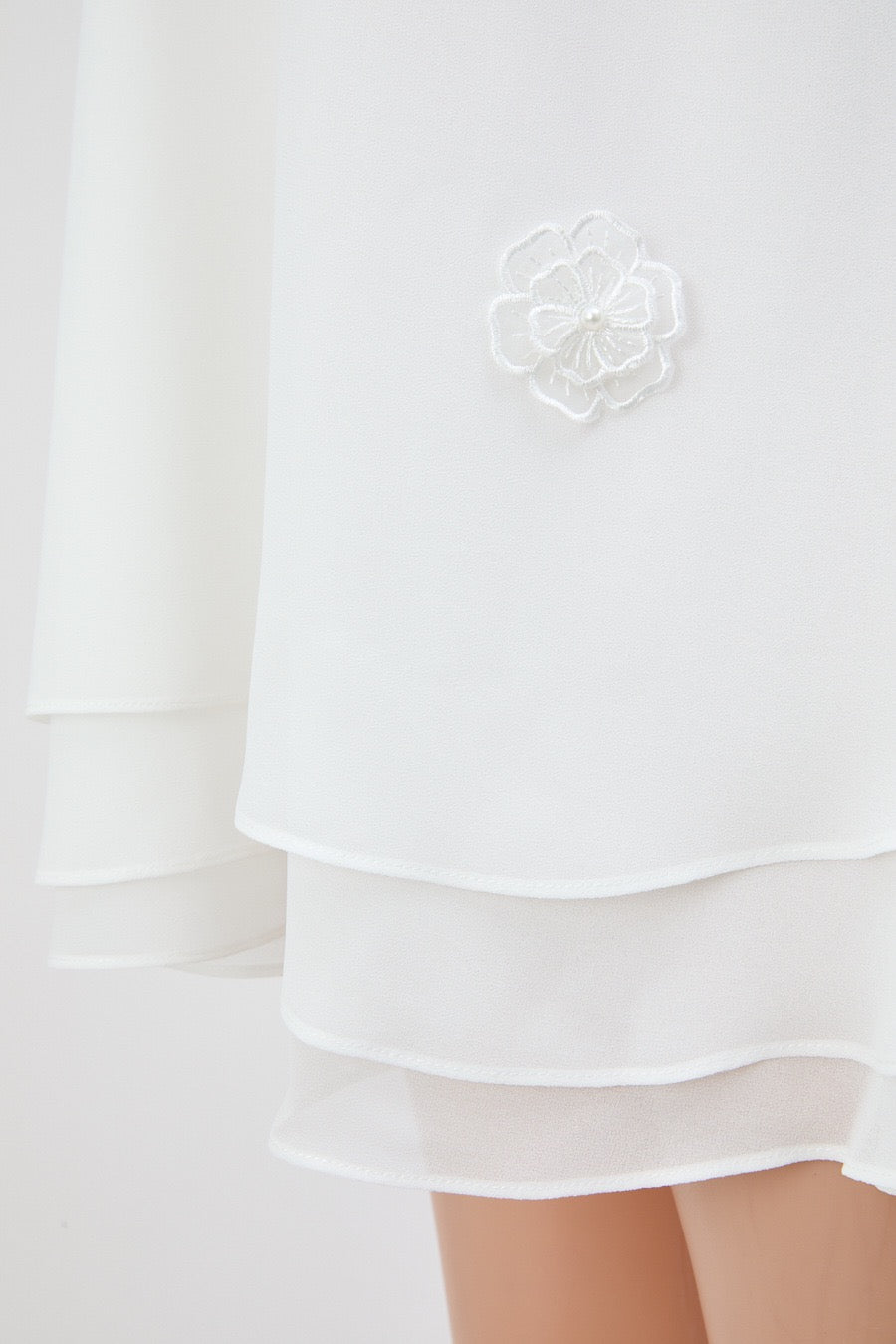 𝐁𝐞𝐚𝐭𝐫𝐢𝐳𝐢𝐧𝐞  𝐃𝐫𝐞𝐬𝐬