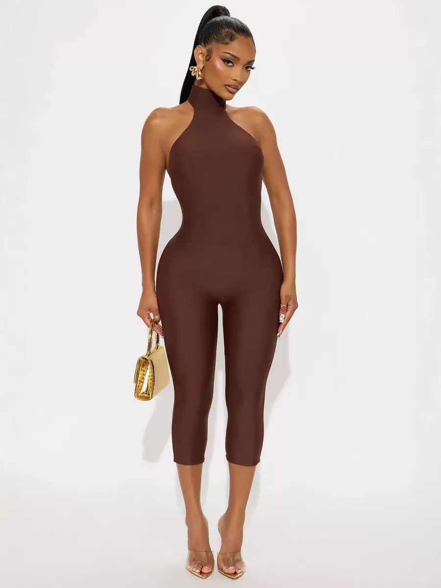 𝐘𝐚𝐫𝐚 𝐁𝐚𝐜𝐤𝐥𝐞𝐬𝐳 𝐉𝐮𝐦𝐩𝐬𝐮𝐢𝐭